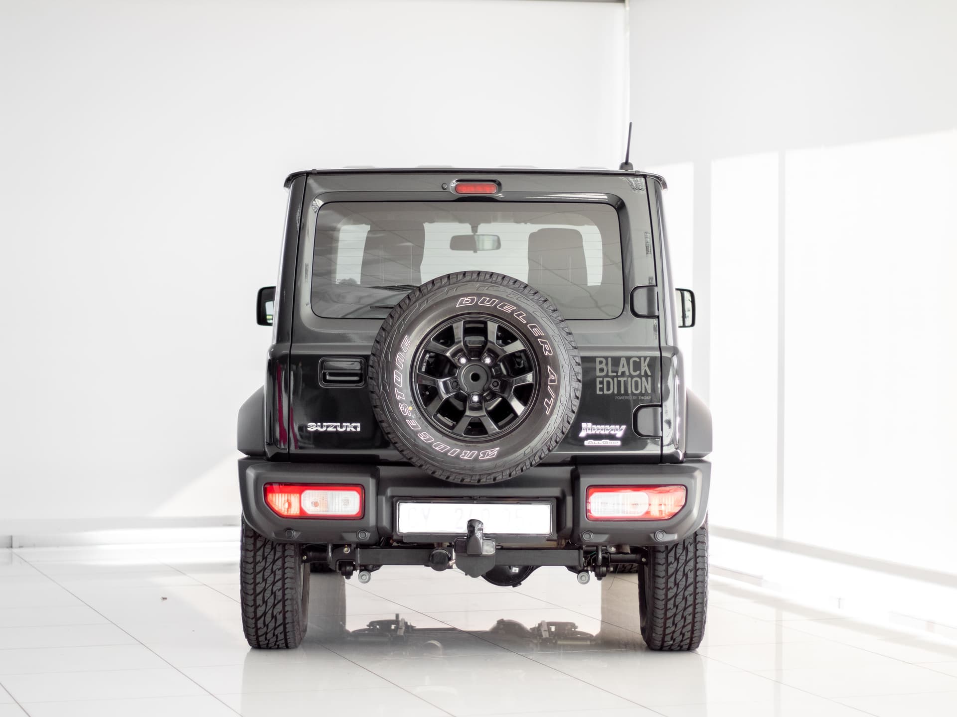 Suzuki Jimny 5-door Suzuki Jimny 1.5 GLX 5MT 5Dr